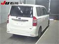 2010 Toyota Noah