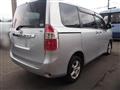 2009 Toyota Noah