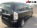 2010 Toyota Voxy