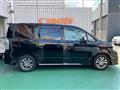 2013 Toyota Voxy