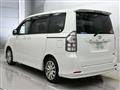2010 Toyota Voxy