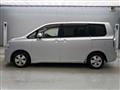 2013 Toyota Voxy