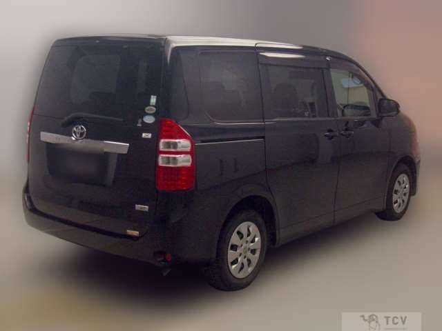 2012 Toyota Noah