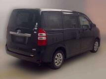 2012 Toyota Noah