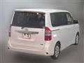 2013 Toyota Noah