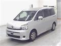 2010 Toyota Voxy
