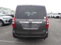 2013 Toyota Noah