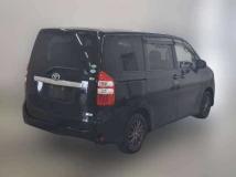 2013 Toyota Noah
