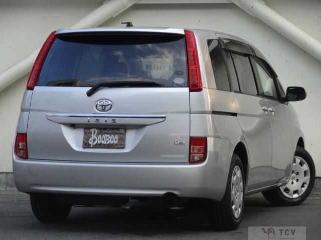 2011 Toyota Isis