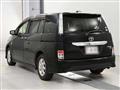 2013 Toyota Isis