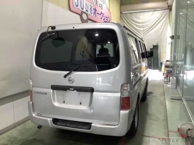 2012 Nissan Caravan