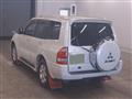 2005 Mitsubishi Pajero