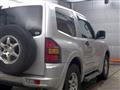 2002 Mitsubishi Pajero