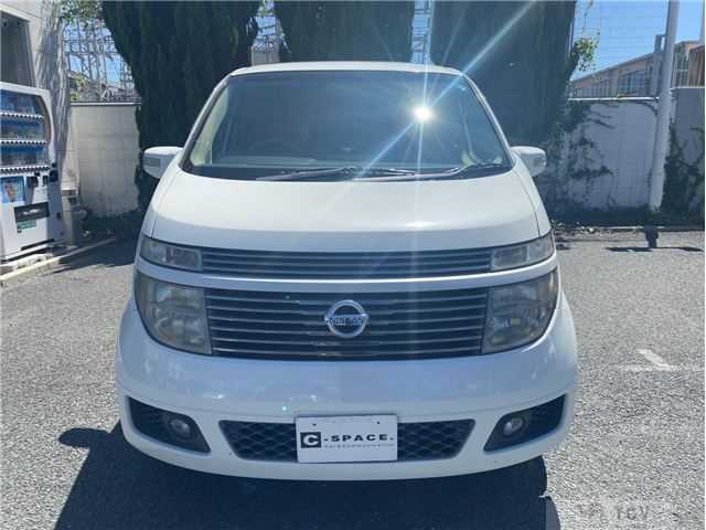 2002 Nissan Elgrand