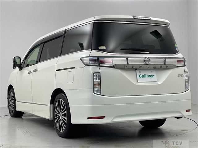 2015 Nissan Elgrand
