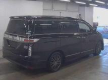 2015 Nissan Elgrand