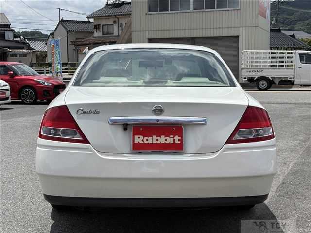 2004 Nissan Cedric