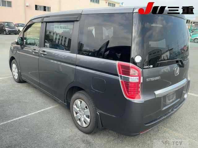 2013 Honda Step WGN