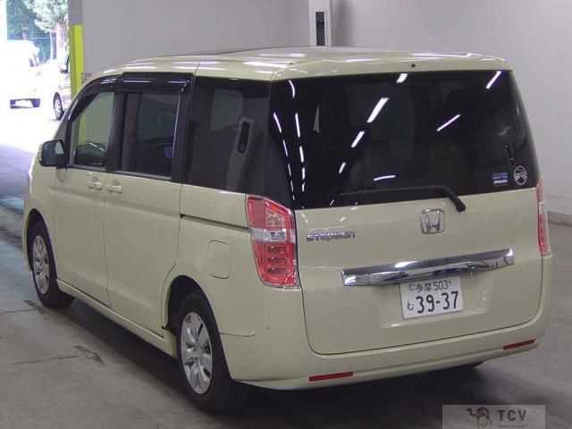 2014 Honda Step WGN
