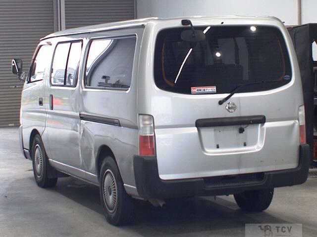 2004 Nissan Caravan