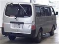 2004 Nissan Caravan