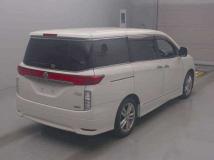 2011 Nissan Elgrand