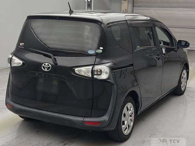 2015 Toyota Sienta