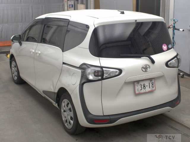 2015 Toyota Sienta