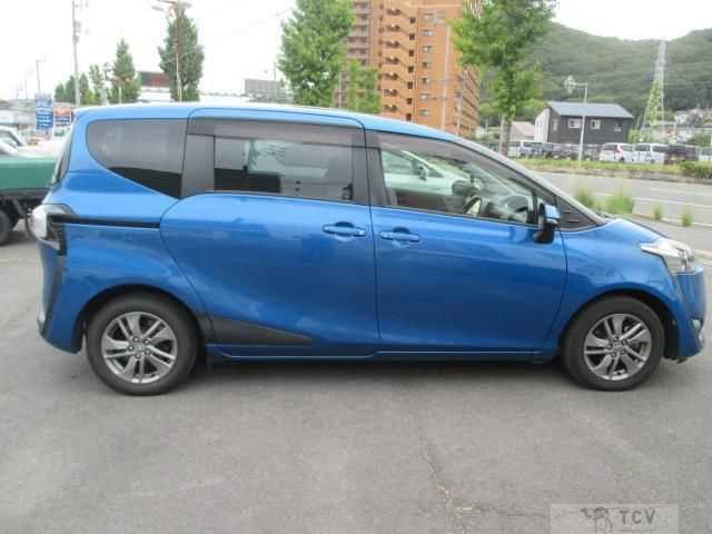 2015 Toyota Sienta