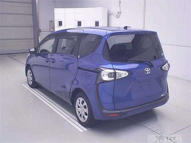 2015 Toyota Sienta