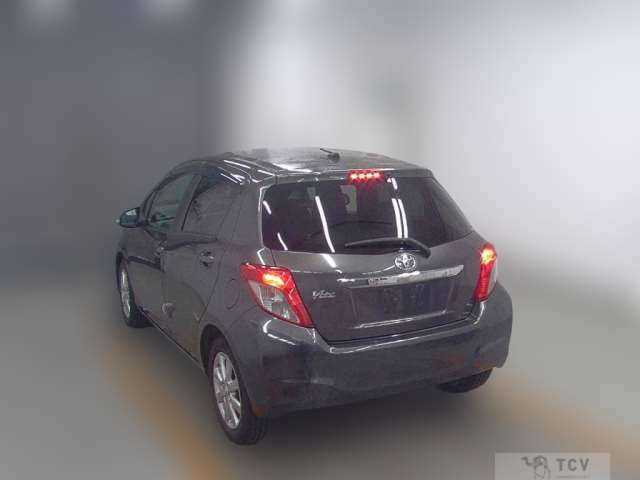 2012 Toyota Vitz