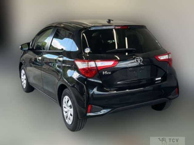 2017 Toyota Vitz