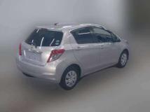 2013 Toyota Vitz