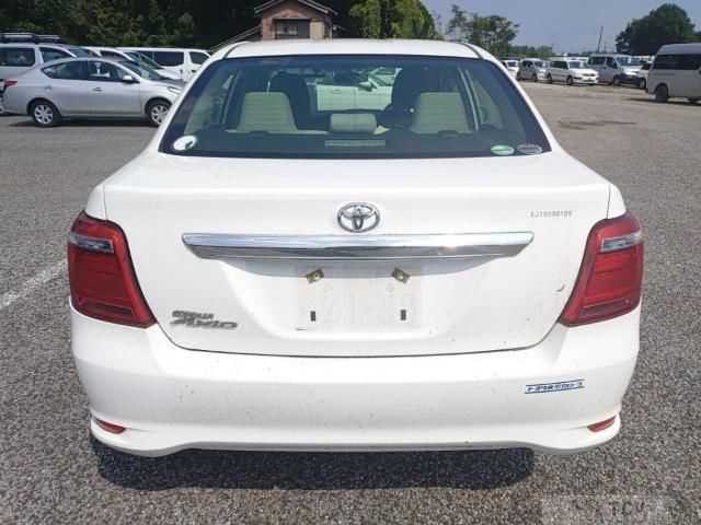 2015 Toyota Corolla Axio