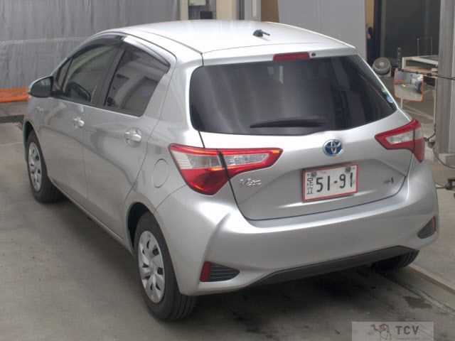2017 Toyota Vitz