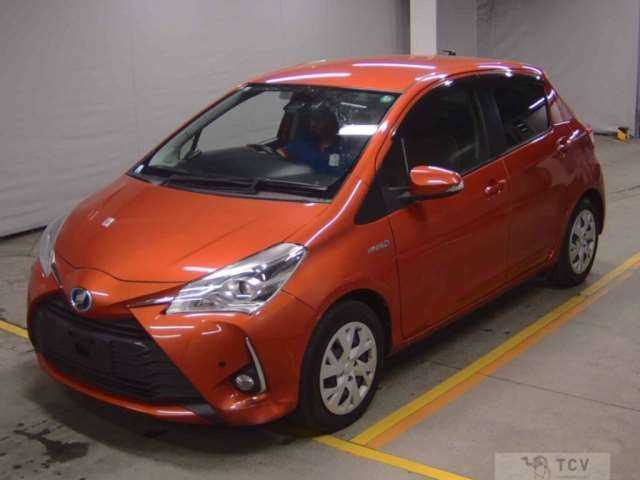 2017 Toyota Vitz