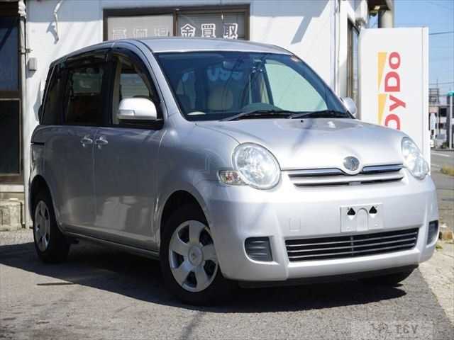 2010 Toyota Sienta