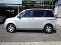 2010 Toyota Sienta