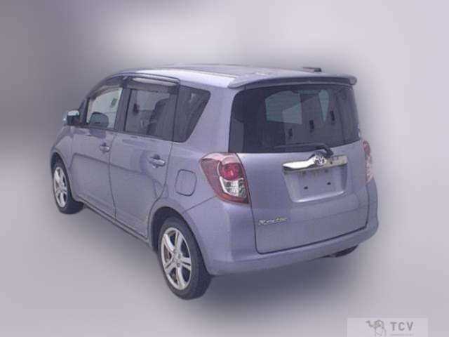 2010 Toyota Ractis