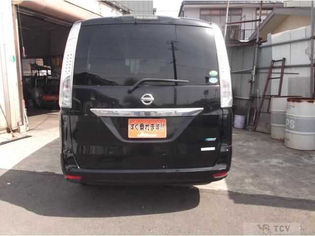 2014 Nissan Serena