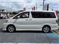 2005 Toyota Alphard