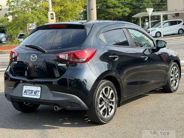 2015 Mazda Demio
