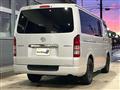 2005 Toyota Hiace