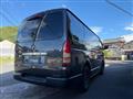 2005 Toyota Hiace