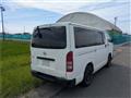 2005 Toyota Regiusace Van