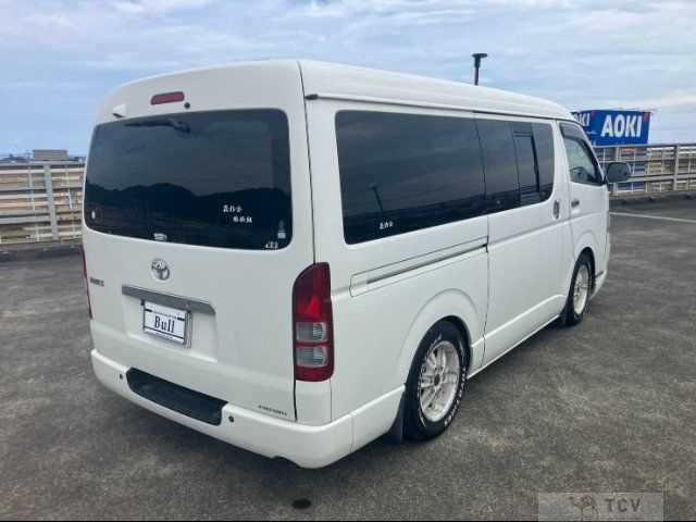2008 Toyota Hiace Van