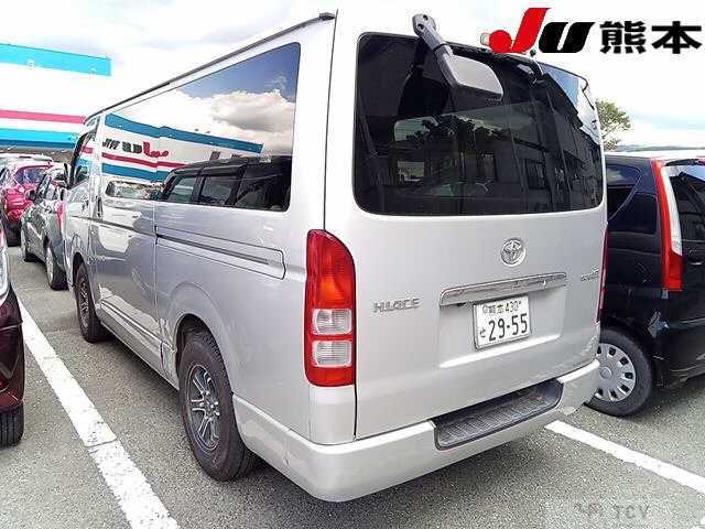 2006 Toyota Hiace Van