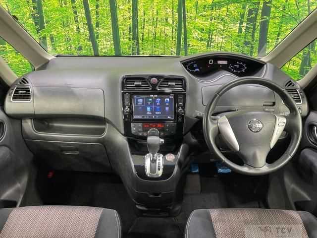 2015 Nissan Serena