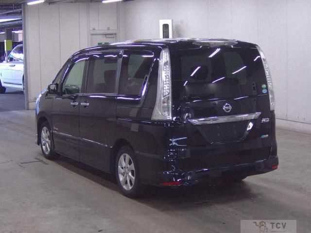 2013 Nissan Serena