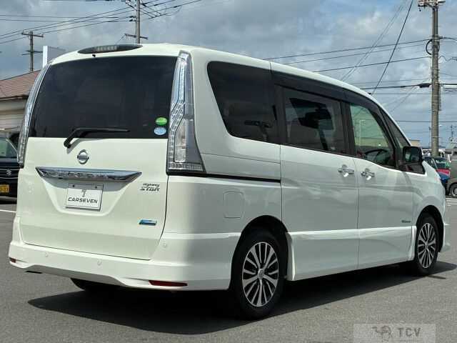 2015 Nissan Serena